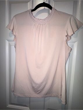 Calvin Klein Elegant Pastel Light Pink Women's Top. Size Large.